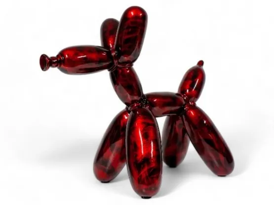 CHIEN BALLON EN RESINE ROUGE PATINÉ 65 CM