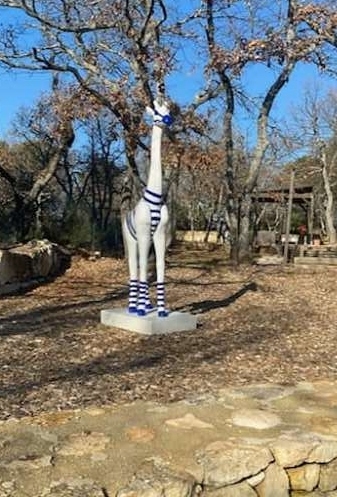GIRAFE EN RESINE 210 CM MARINIÈRE "ELO"