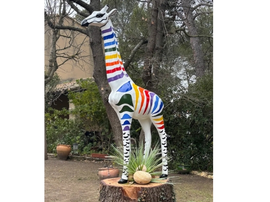 GIRAFE EN RESINE 210 CM ZEBRE MULTICOLORE